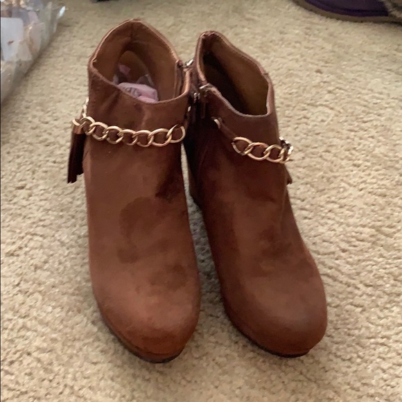 Brown Booties - Picture 2 of 6